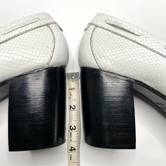 RE/DONE + WEEJUNS The Winsome Heel Loafer in White Textured Leather - Picture 8 of 16